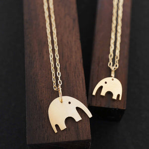 Elephant Mother Daughter Necklaces Set
