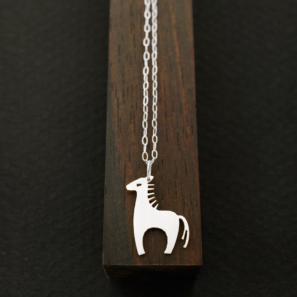 
            
                Load image into Gallery viewer, Horse Necklace-AF HOUSE
            
        