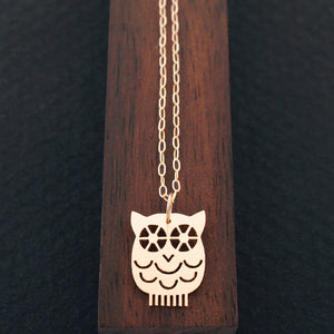
            
                Load image into Gallery viewer, Minimalist Mother Owl Necklace 14KY Gold | AF HOUSE
            
        