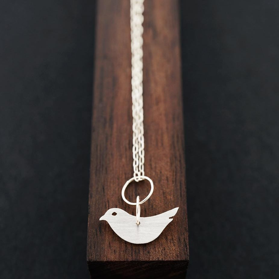 Minimalistische vogel kettingen, massief goud of zilver