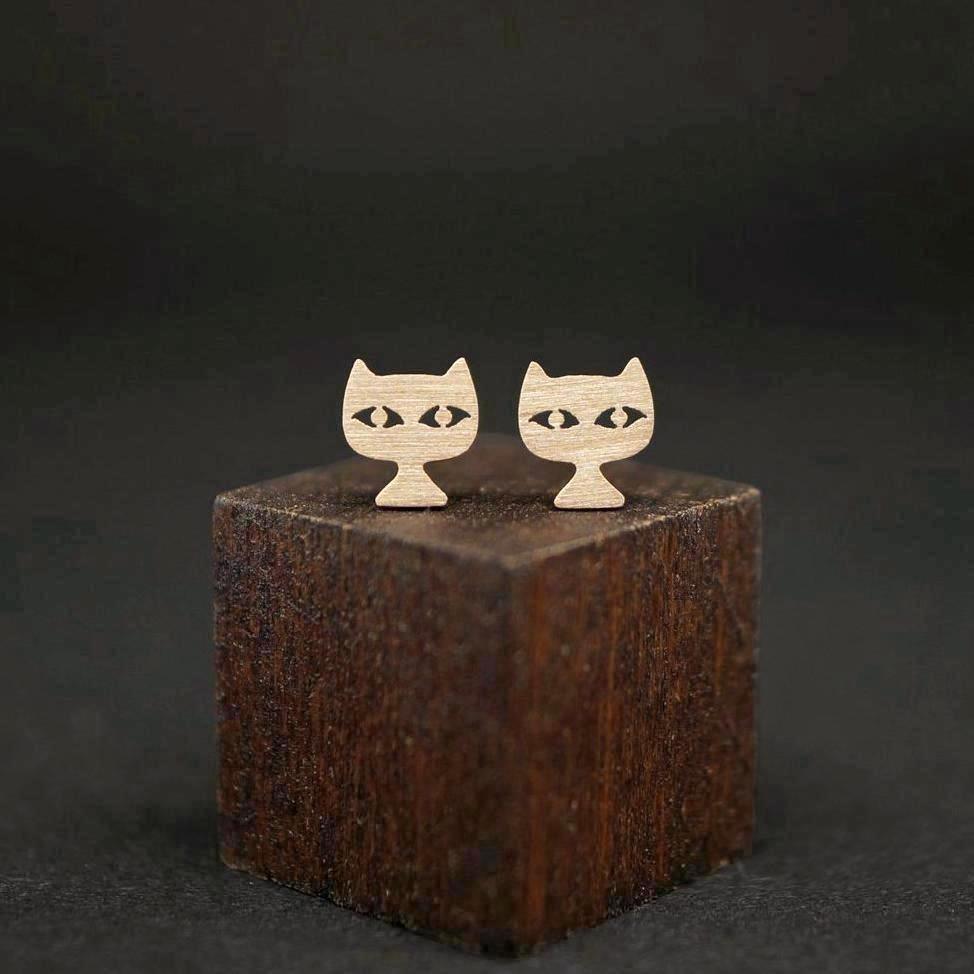 Cat Face Stud Earrings