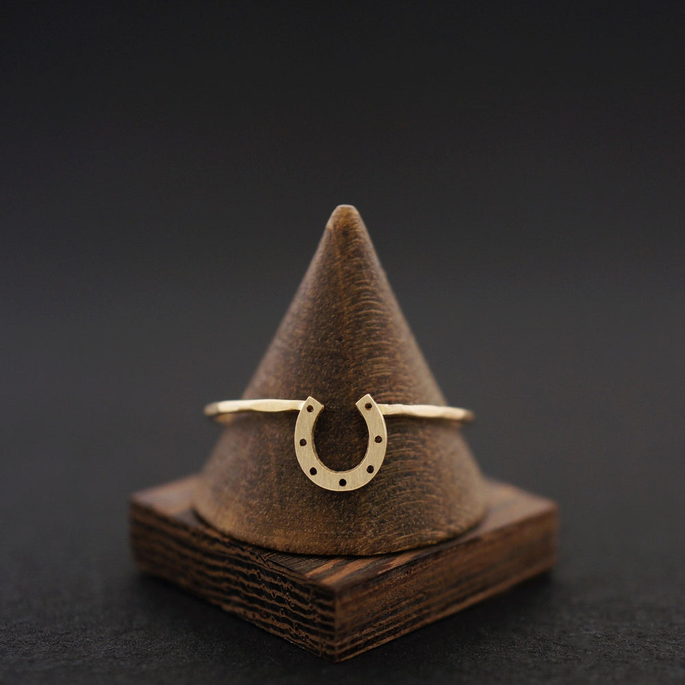 Horse Shoe Ring